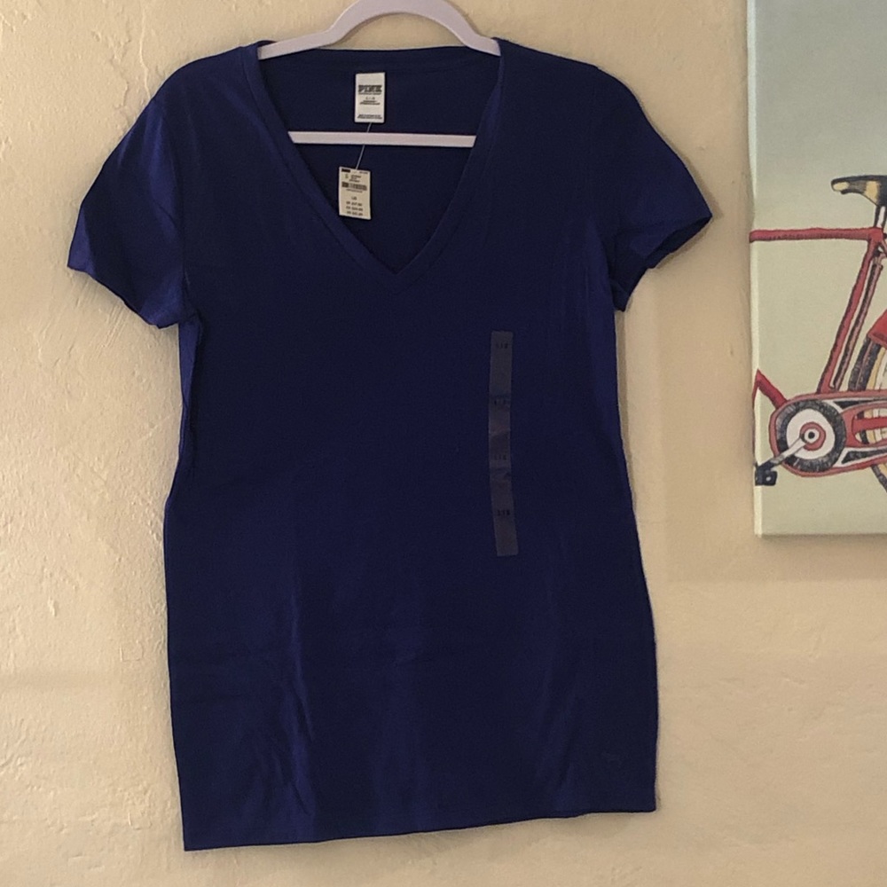 T shirt “Pink by Victoria’s Secret”